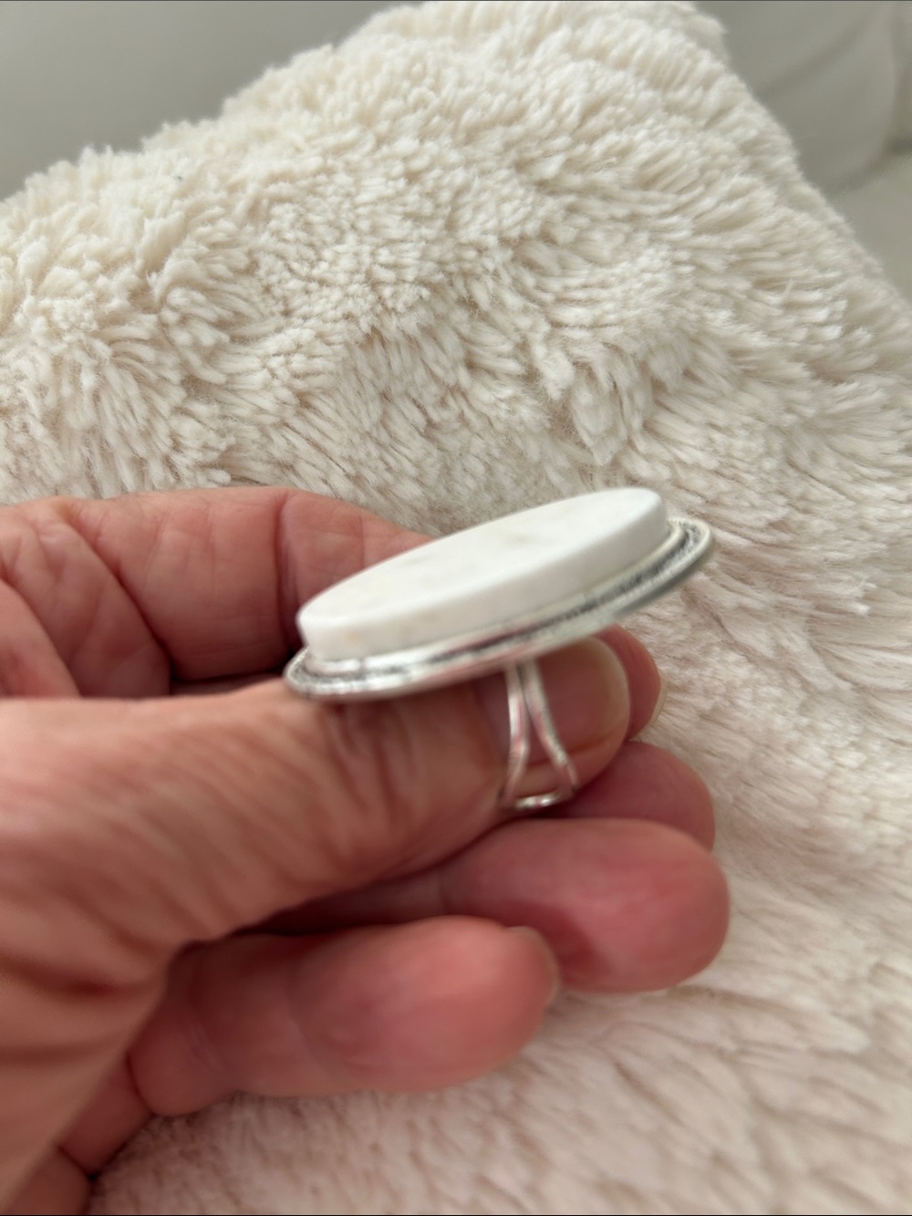 Ring - Picture 3 of 6